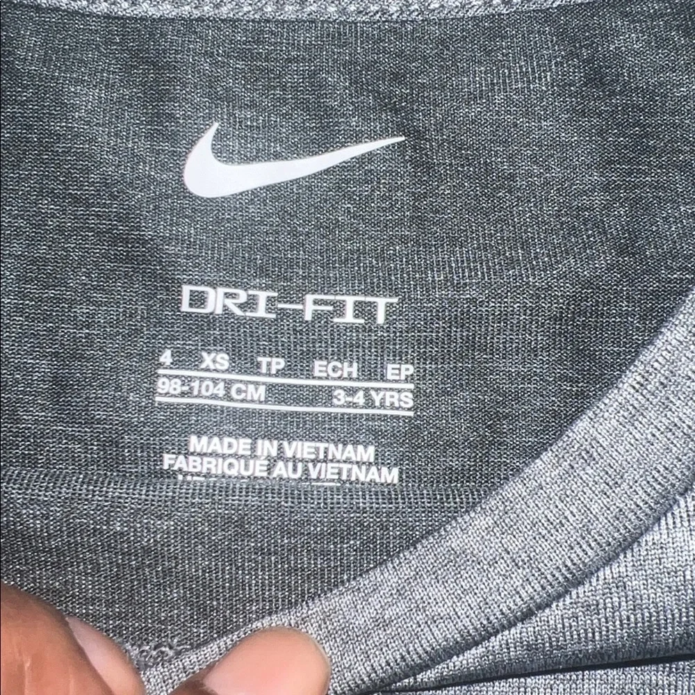 Nike Kids Dark Gray Just Do It T-Shirt size XS- 4